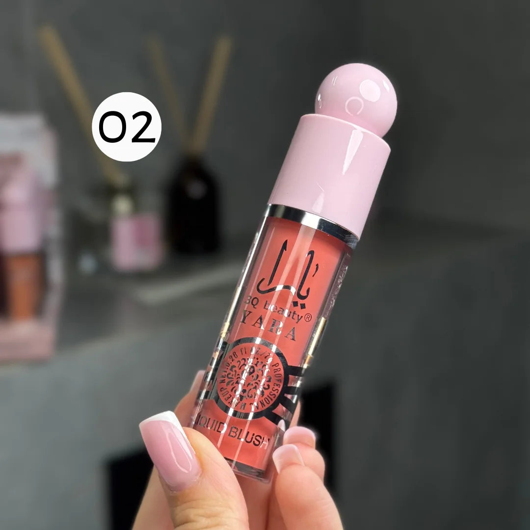 Pomadka do ust YARA – 6 odcieni z połyskiem i nawilżeniem