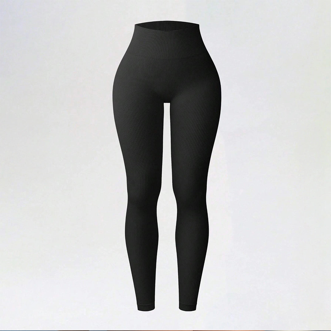Ribbed leggings with a push-up effect – shaping and comfort