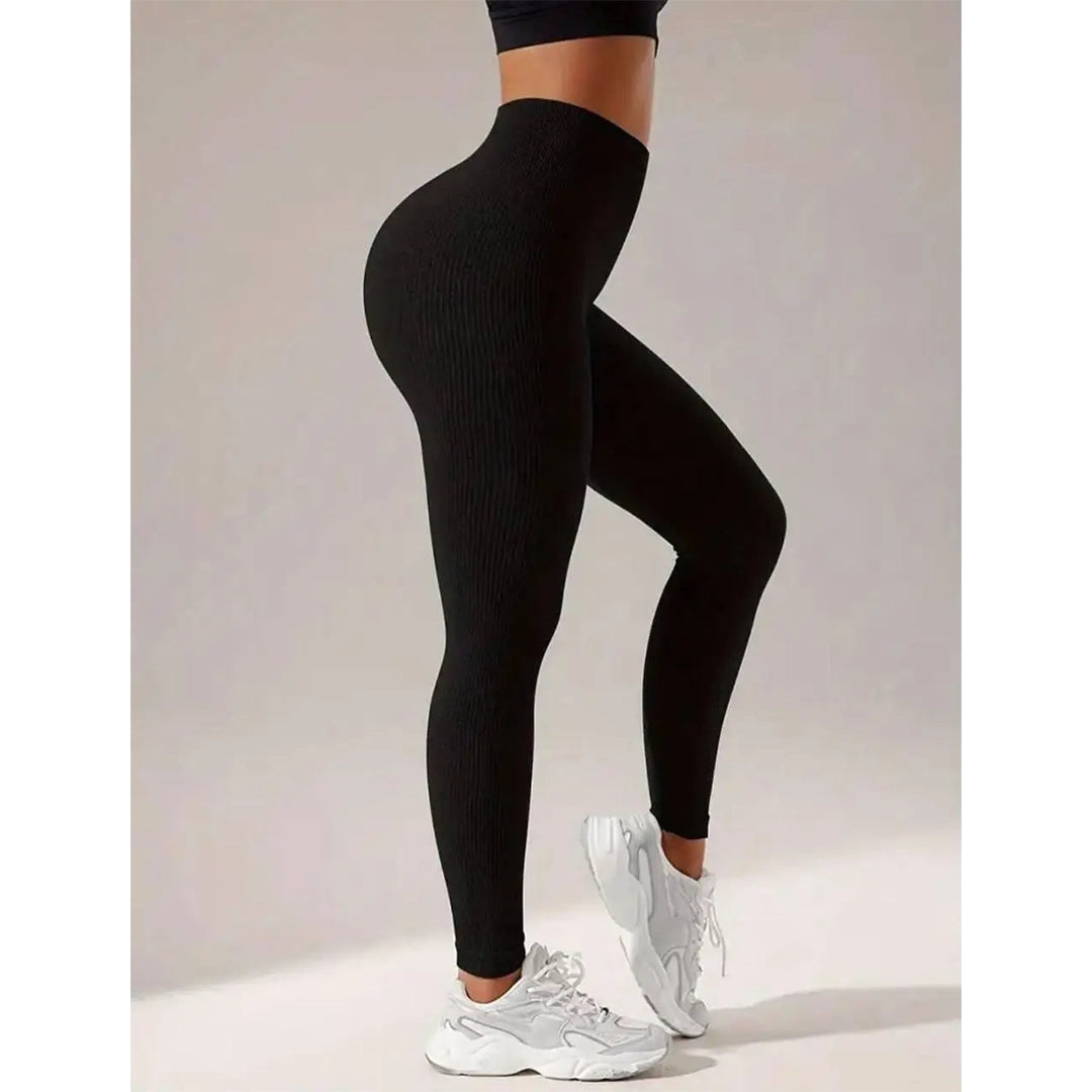 Ribbed leggings with a push-up effect – shaping and comfort