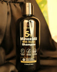 Set gegen Haarausfall und für Haarwachstum Kormesic 5% Minoxidil mit Biotin, 4-in-1