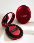 TIRTIR Mask Fit – długotrwały podkład w gąbce o perfekcyjnym kryciu 18g + 🎁 prezent do wyboru