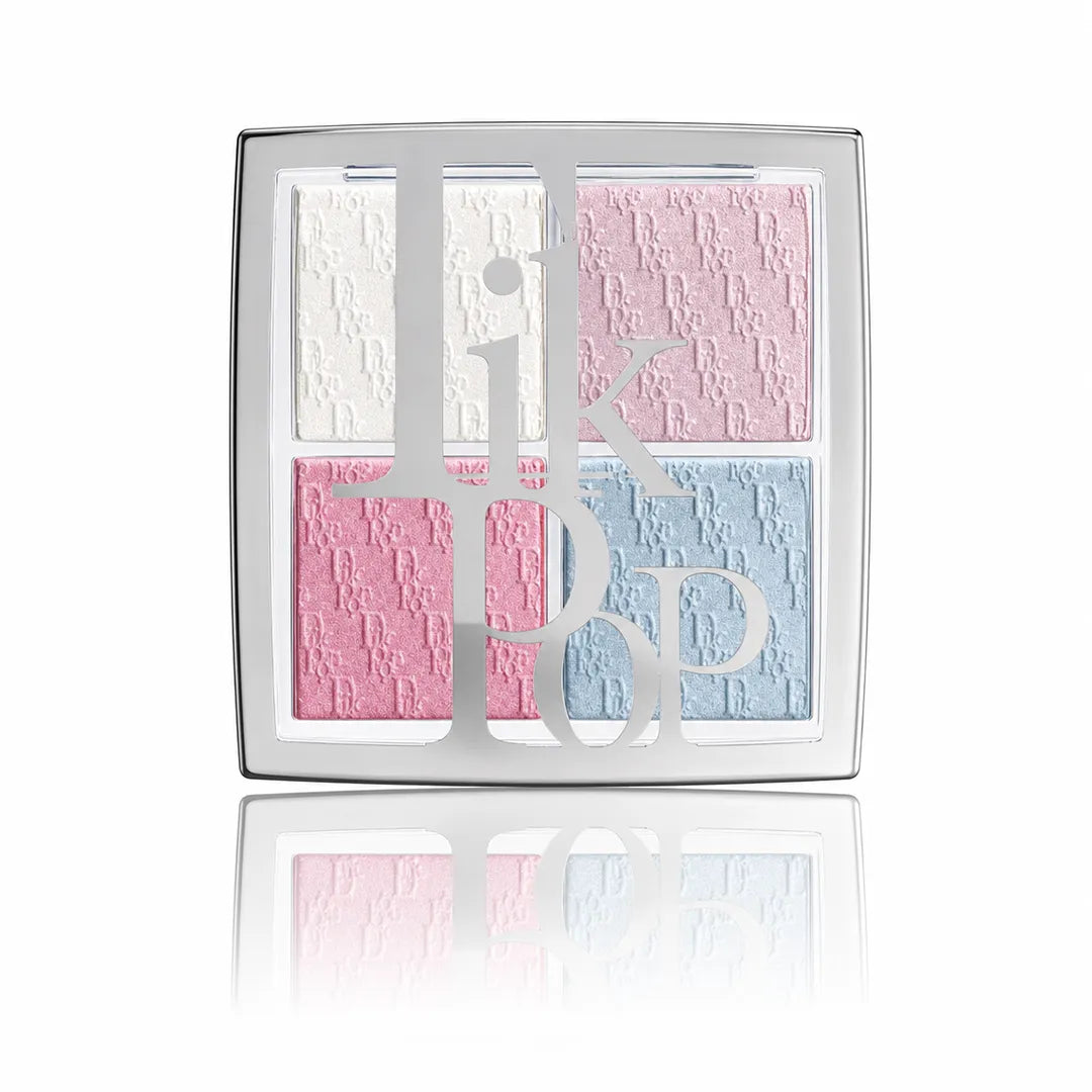 Paleta do makijażu 4 kolory TikTop – cienie, róż i rozświetlenie