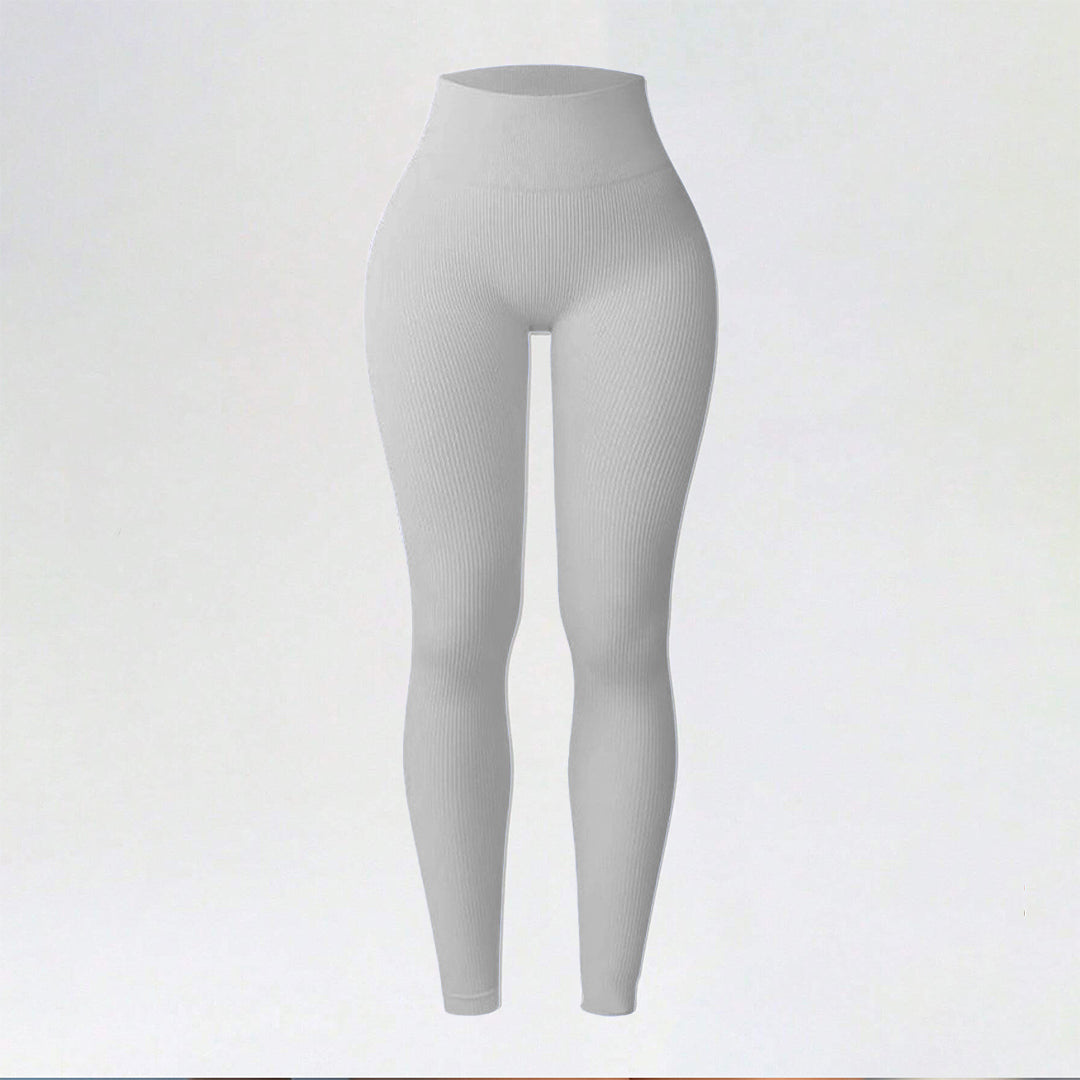 Ribbed leggings with a push-up effect – shaping and comfort