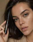 Zestaw do makijażu twarzy i oczu Luxelux – podkład serum Fresh Glow + tusz do rzęs Waterproof