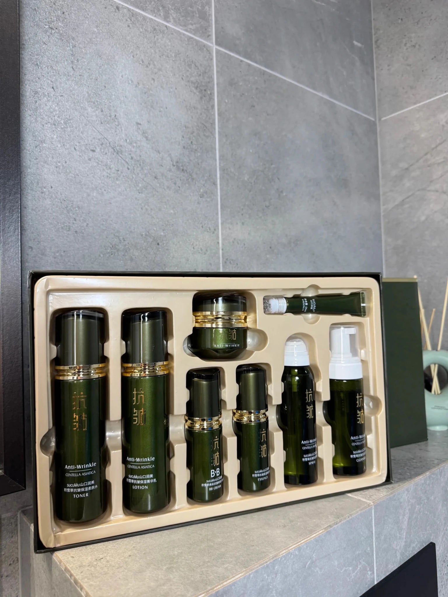 Odmładzający Zestaw 8w1 SUCUMU w promocji