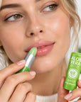 Pomadka do ust z aloesem Kiss Beauty – Aloe Vera Lipstick