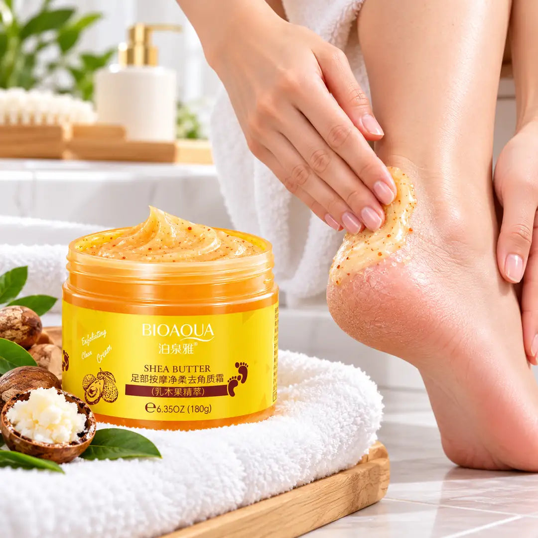 Delikatny masaż pięty z peelingiem BIOAQUA Shea Butter