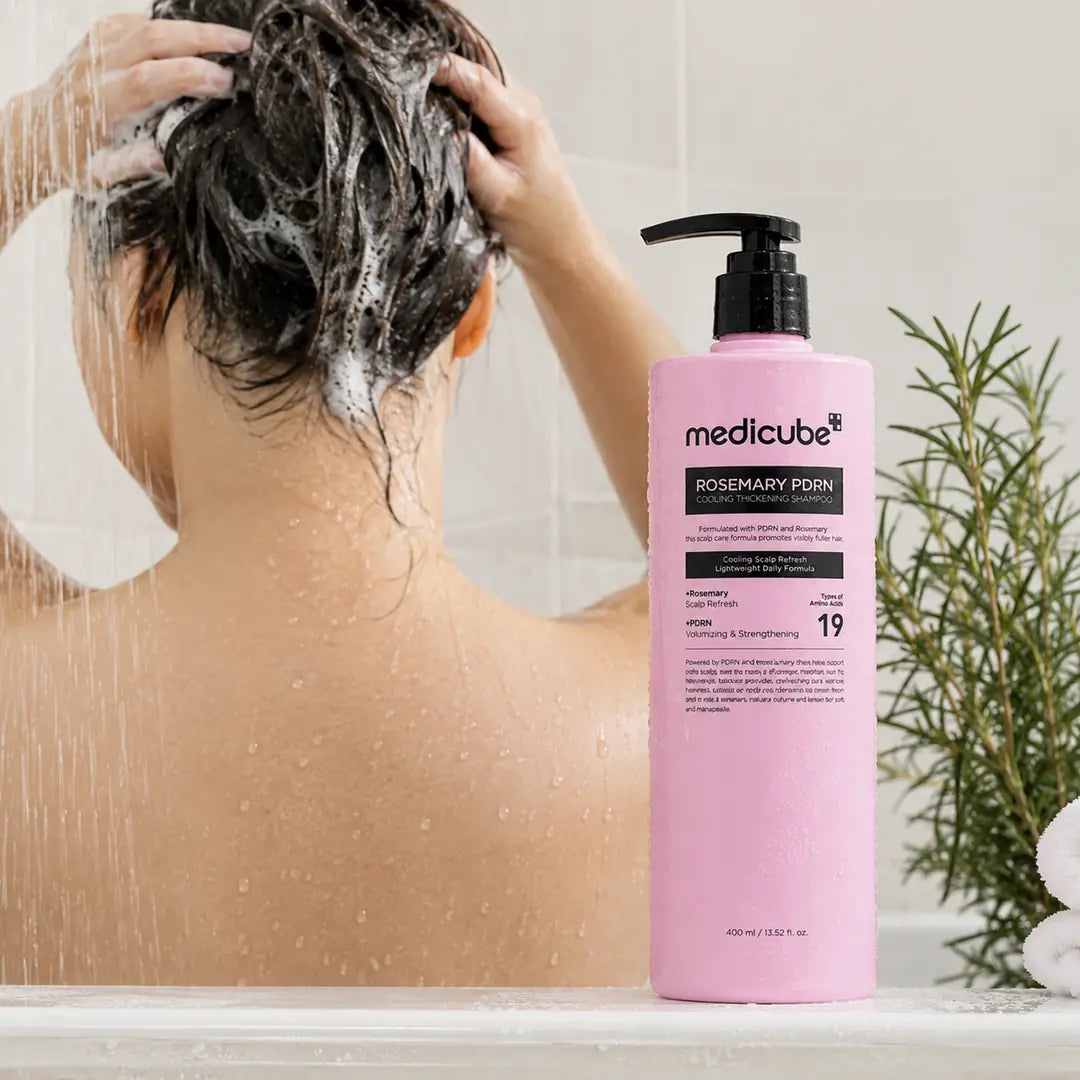 Medicube Volumizing and Scalp-Cooling Shampoo with PDRN and Rosemary – 400 ml