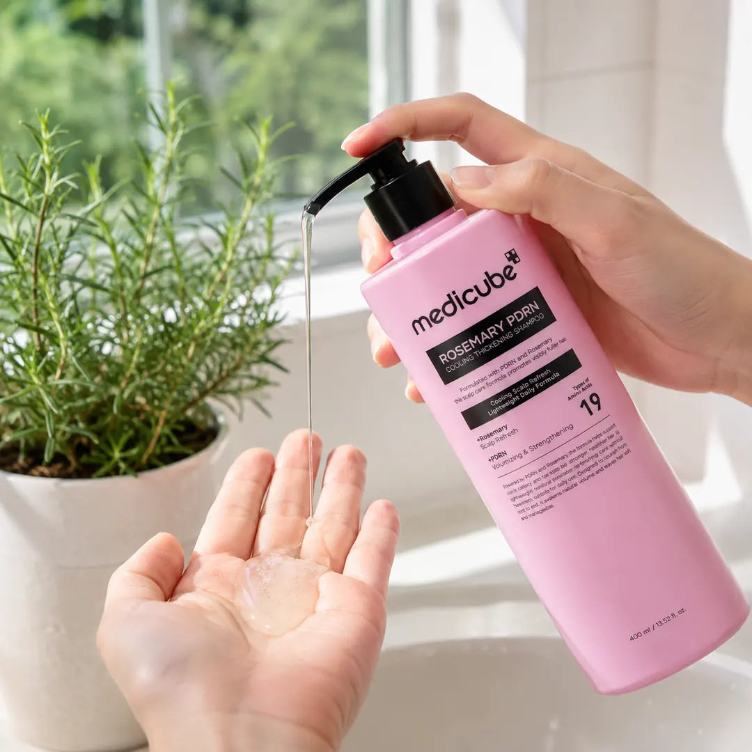 Medicube Volumizing and Scalp-Cooling Shampoo with PDRN and Rosemary – 400 ml